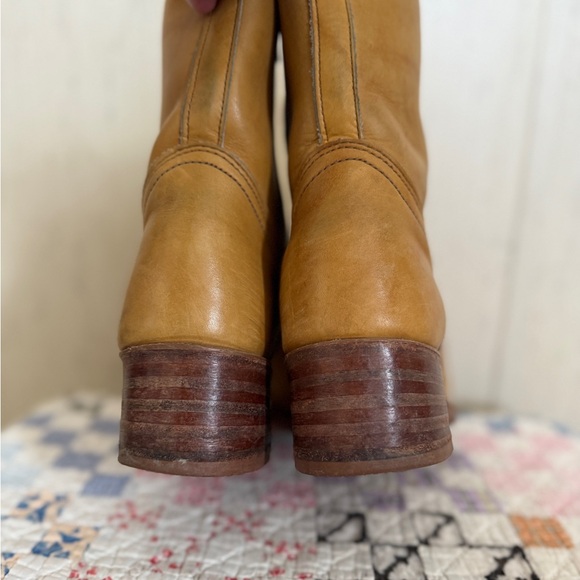 Short Frye Campus Boots - Picture 6 of 9